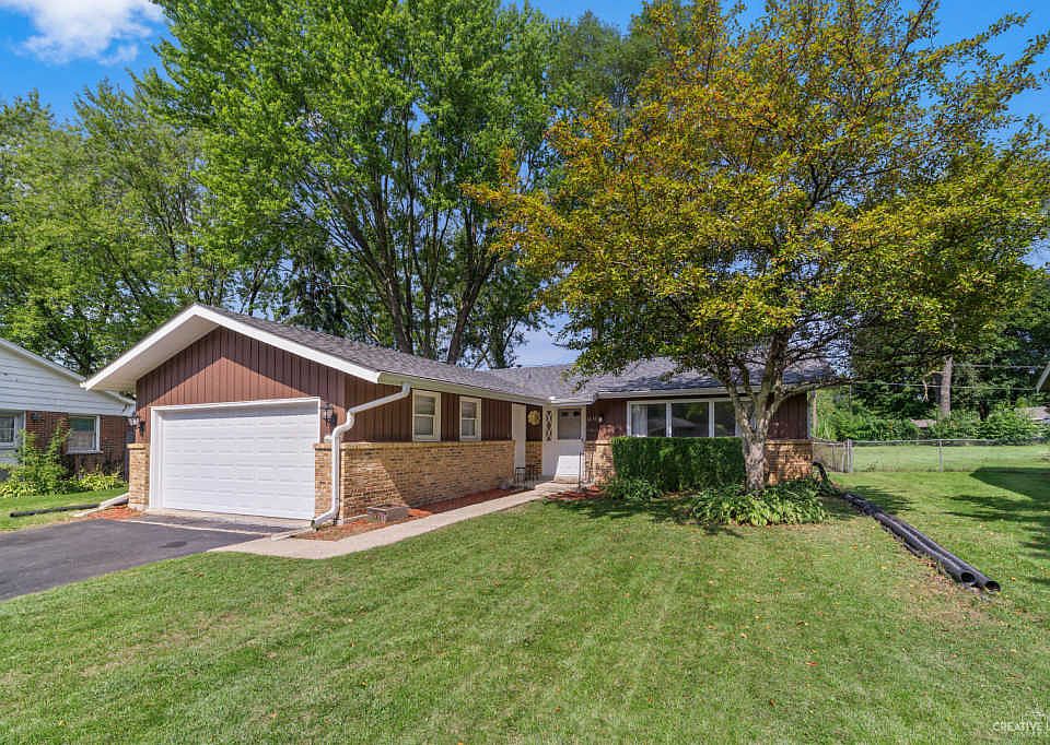 1st image of 1435 Crestwood Ct