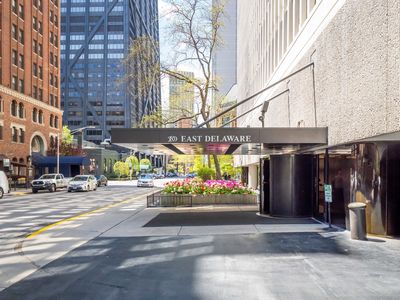 200 E Delaware Pl #8-9C, Chicago, IL, 60611