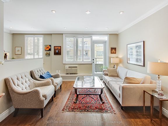 3rd image of 40 Glen Rd #204