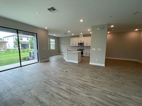 2nd image of 4612 Almada Ln