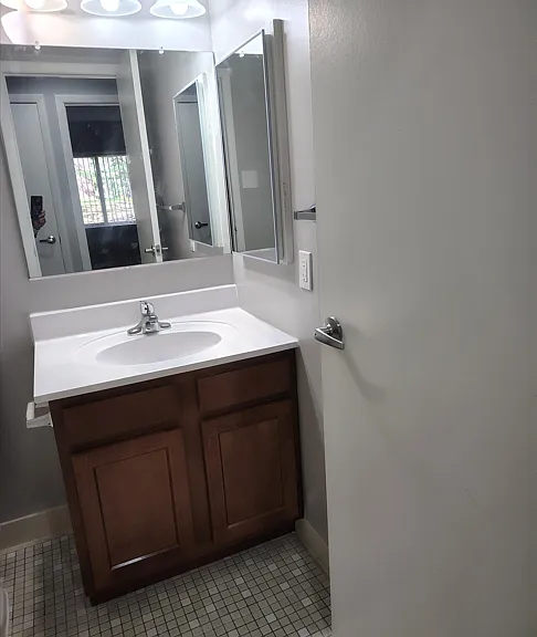 Residences at Pomona Park — Photo 128