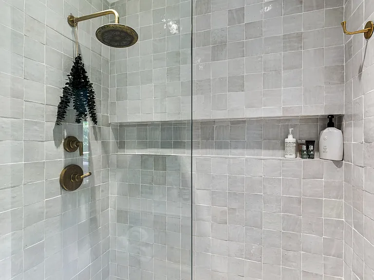26 Harbor View Dr — Photo 13