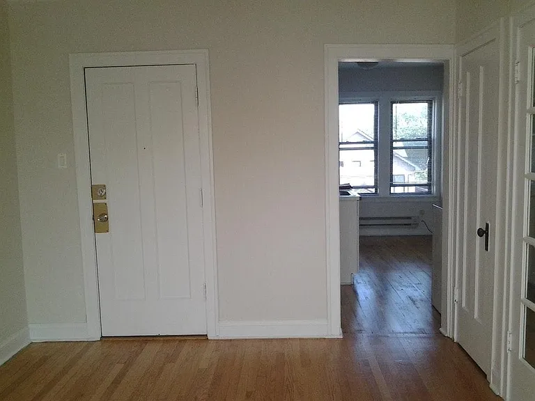 3819 N Greenview Ave #2W — Photo 18