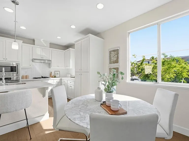 375 Santa Diana Ter — Photo 15