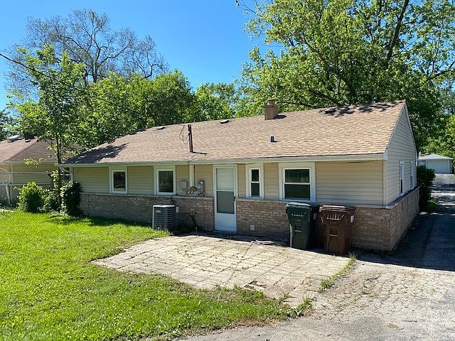 1st image of 185 Shabbona Dr