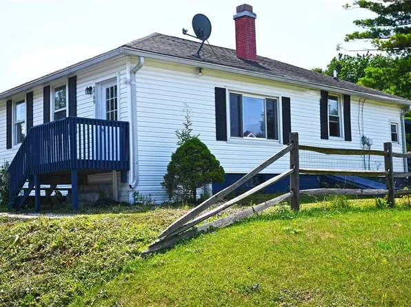 2709 Limestone N, Coplay, PA 18037