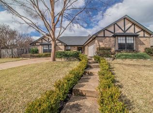 3405 Ruidoso Dr, Arlington, TX 76017