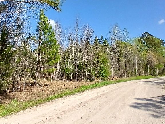 3rd image of D07-3 Wood Landing Road