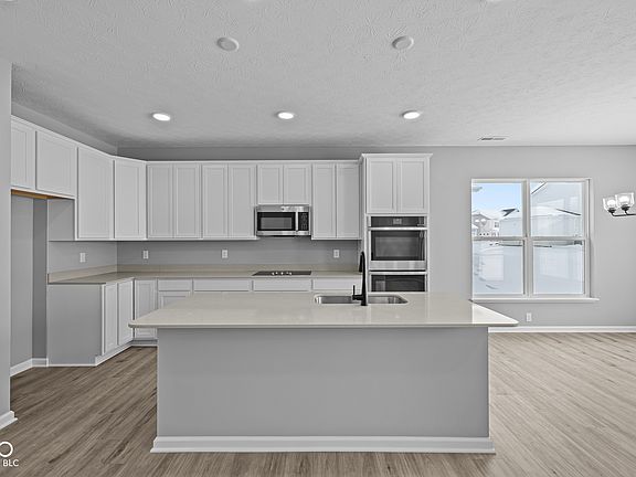 4th image of 16946 Cattle Hollow Ln
