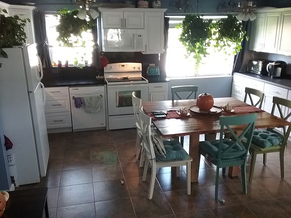 2nd image of 472 Durham P