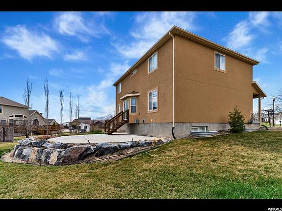 4th image of 642 N Fox Cir