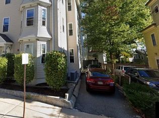 17 Ashley St, Jamaica Plain, MA 02130