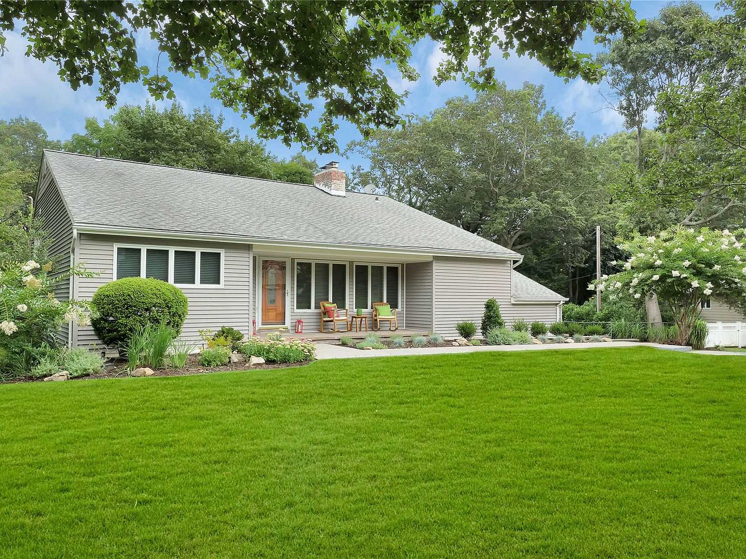 37 Old Town Ln, Halesite, NY 11743 Zillow
