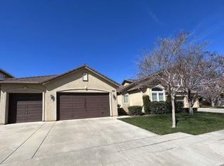 6605 N Sandrini Ave, Fresno, CA