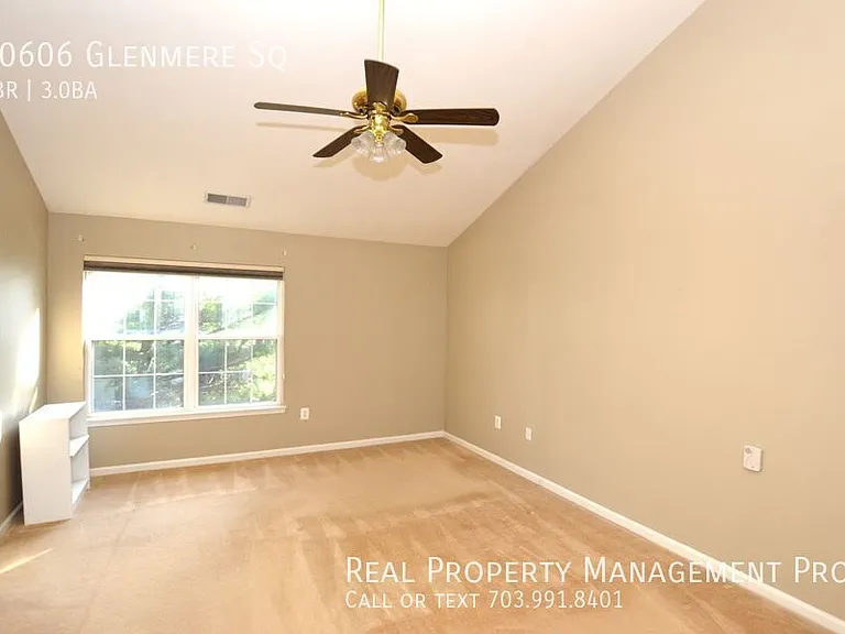 20606 Glenmere Sq — Photo 17