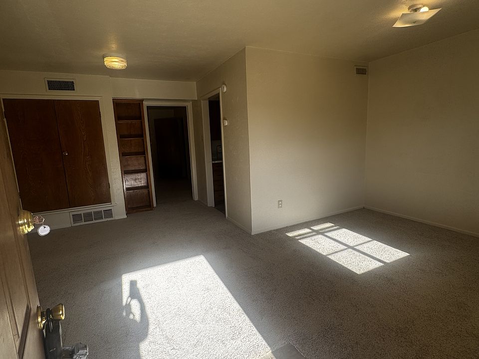 1st image of 321 Withers St #13
