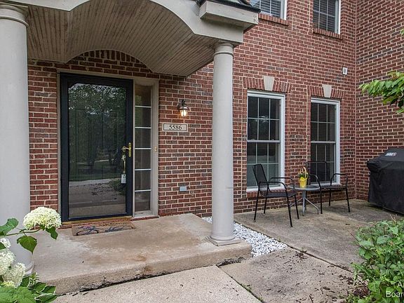 2nd image of 5586 Hampshire Ln #178