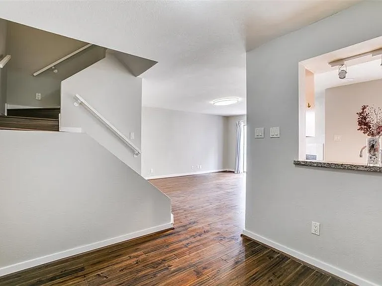 4777 Cedar Springs Rd #9F — Photo 5