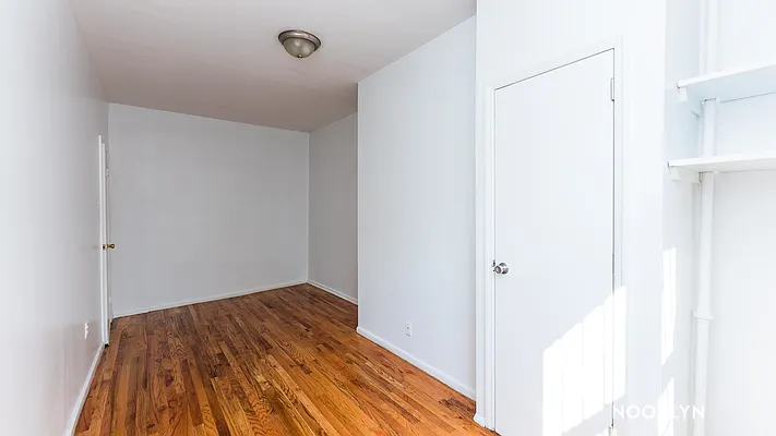 Rented by Nooklyn NYC LLC | media 17