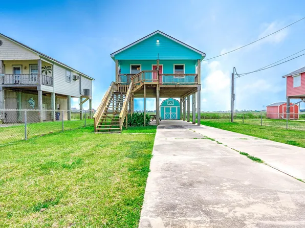 264 County Road 205, Bay City, TX 77414