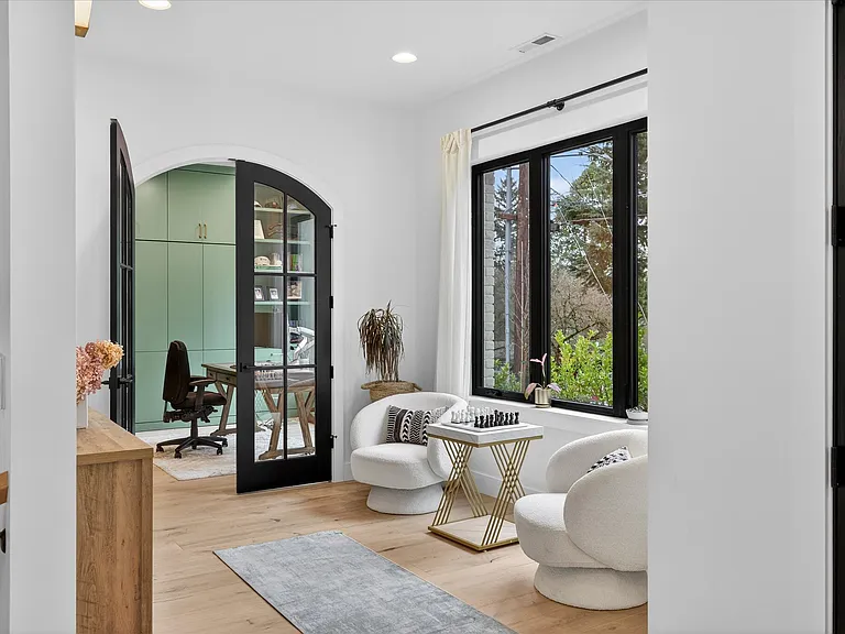 825 Ellis Ave — Photo 26