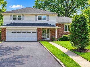 65 Daniels Dr, Clifton, NJ 07013