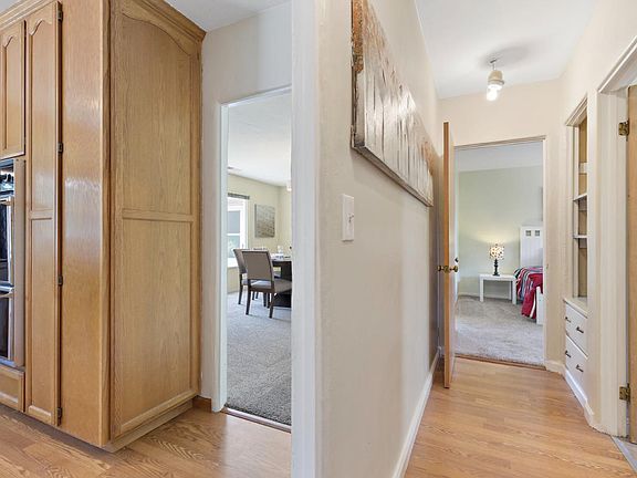 4th image of 2043 Pruneridge Ave