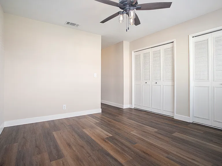 7196 Tamarack Dr — Photo 21