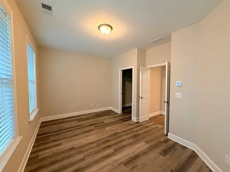 4995 Shay Town Ln — Photo 6