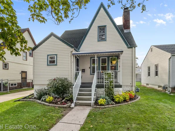 3416 20th St, Wyandotte, MI 48192