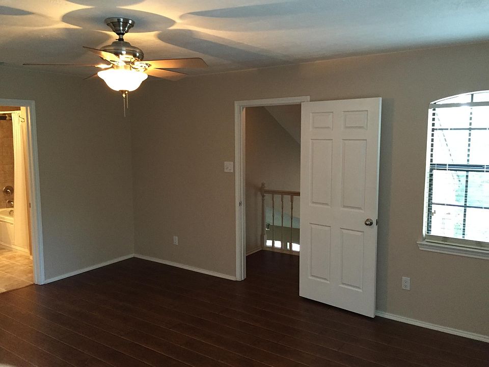 1st image of 438 Arbor Creek Dr