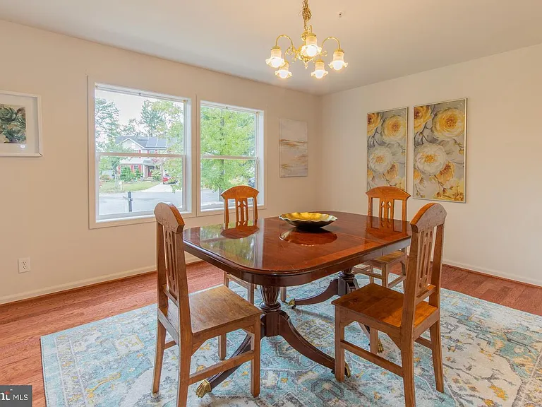 2024 Evansdale Dr — Photo 14
