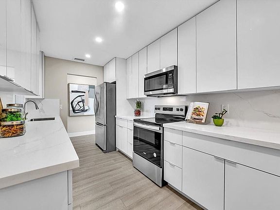 5th image of 1204 Wynnewood Drive