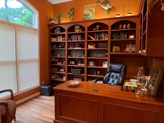 4th image of 810 Columbia Road 140
