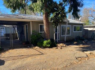 593 Mary St, Redding, CA 96001