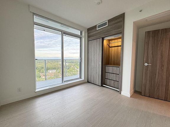 4th image of 13778 100th Ave #3102