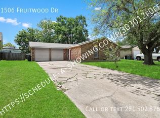 11506 Fruitwood Dr, Houston, TX 77089