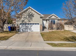 4519 E Bridleway Rd, Eagle Mountain, UT 84005
