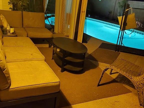 5th image of 726 Cozy Canyon Dr
