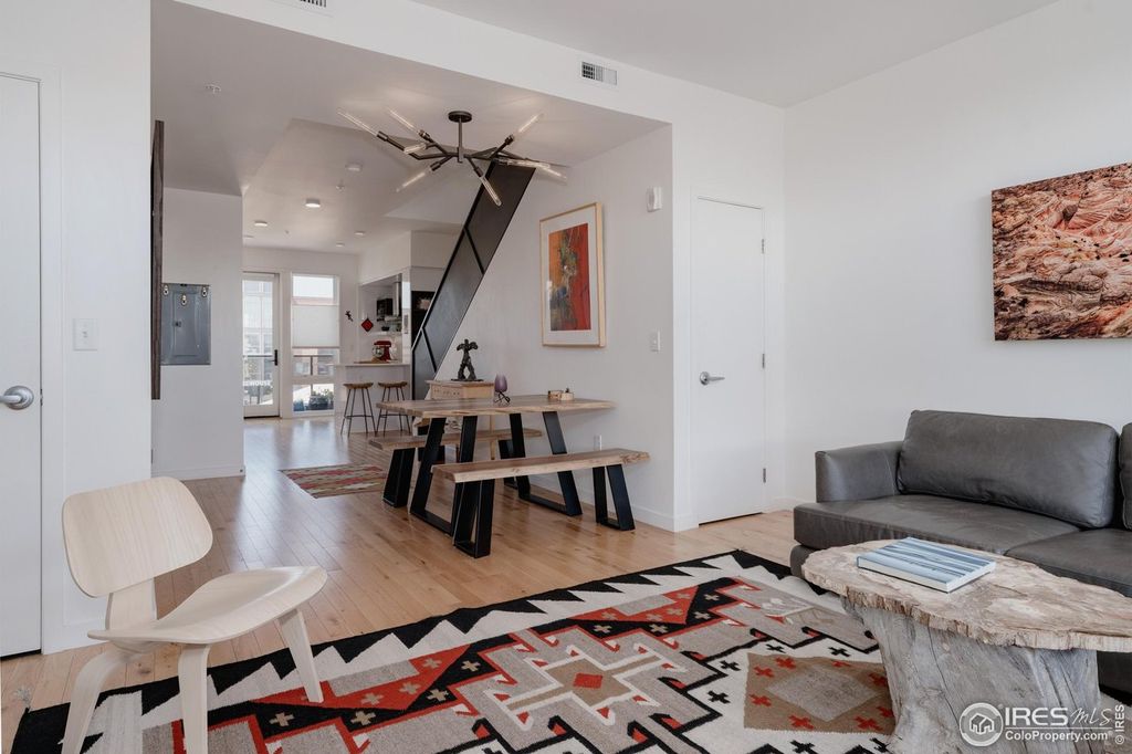 401 Linden St #3-336