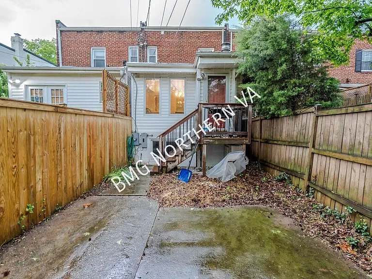 1132 Powhatan St — Photo 25