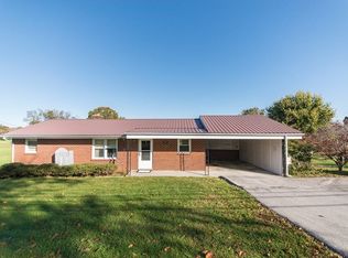 620 Stagecoach Rd, Glade Spring, VA 24340