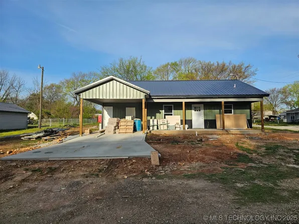 1512 S Locust Ave, Westville, OK 74965