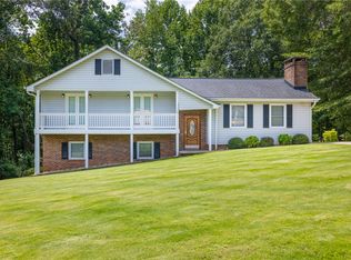 404 S Old Mill Rd, Seneca, SC 29678