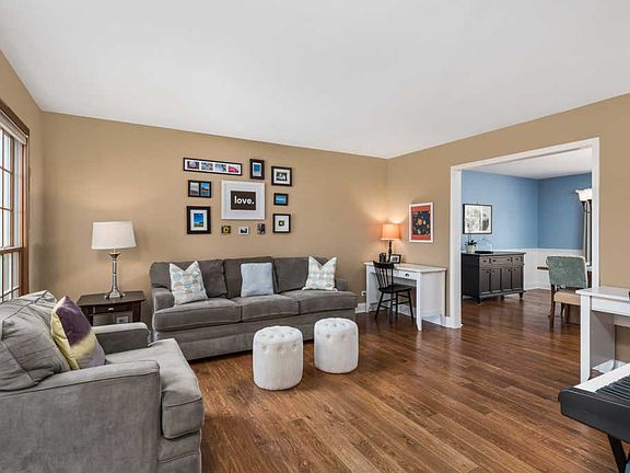 4th image of 3735 Parador Dr