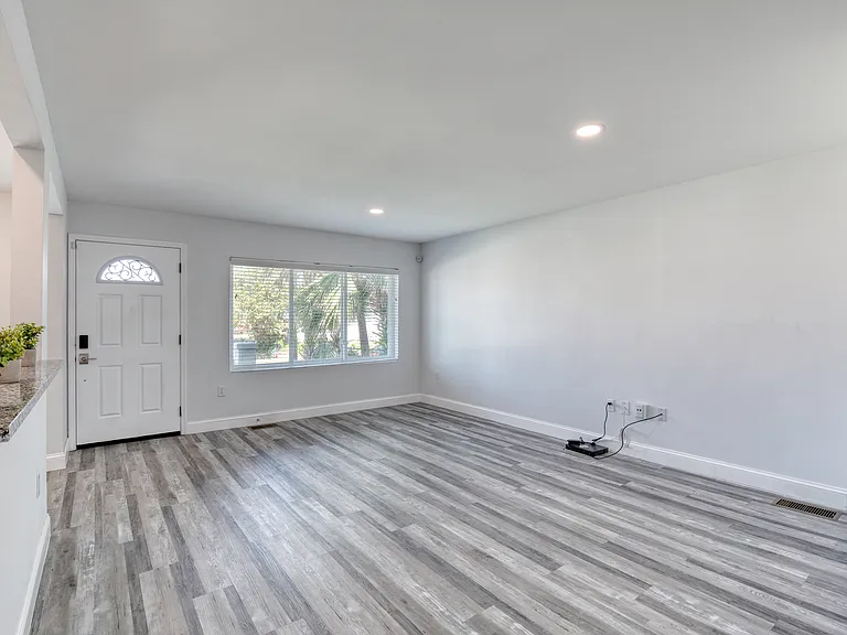 130 Harrison Rd — Photo 6