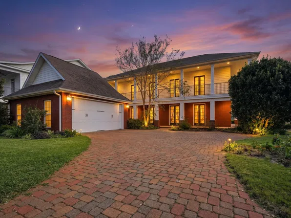 1654 Saint Lawrence Dr, Niceville, FL 32578