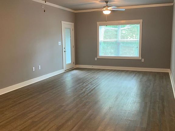 2nd image of 2940 Highway 31 W APT Q202