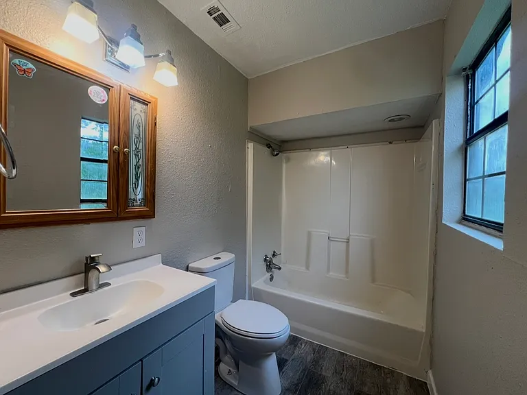 8368 Bay Dr — Photo 10