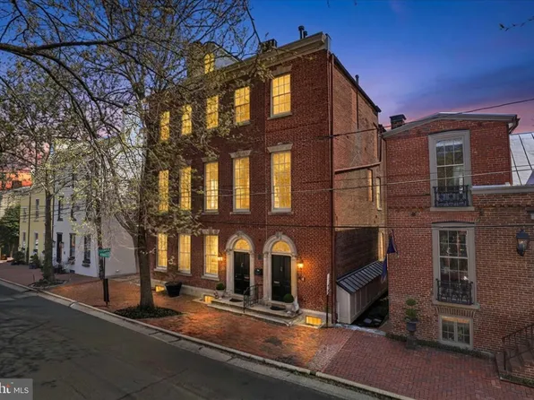 209 N Fairfax St #B, Alexandria, VA 22314